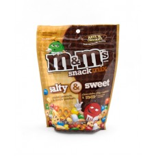M & M Snack Mix  Salty & Sweet Milk Chocolate 226.8g